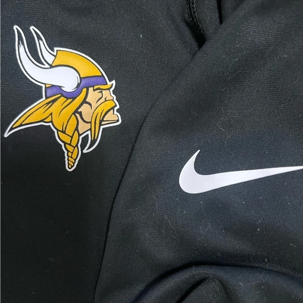 Minnesota Vikings NFL Nike Dri-Fit 1/4 Zip Long Sleeve Top size L Women NWOT